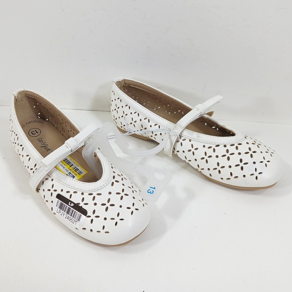 Cat & Jack Girls Margo Laser Cut Ballet Flats White Memory Foam Size 13 NEW